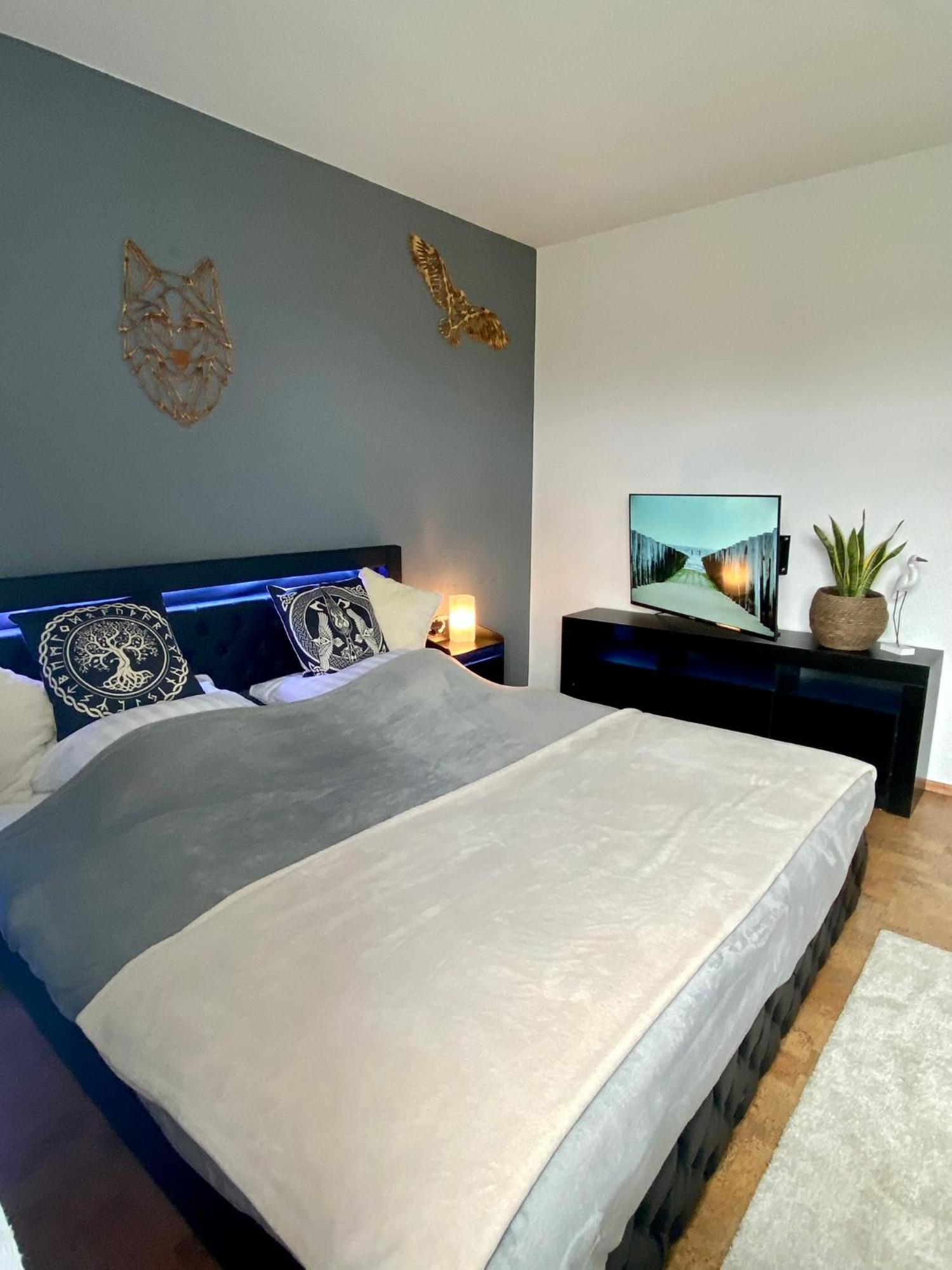 Apartment Skyline - Mit Grossem Balkon & Xxl- Sofa Fuer Bis Zu 4 Personen Bremerhaven
